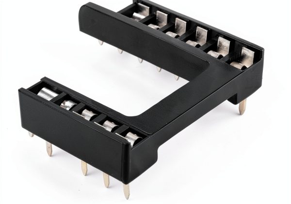 uxcell 25pcs DIP IC Chip Socket Adaptor 2.54mm Pitch 15.2mm Row Pitch 2 Row 32 Flat Pins Soldering-4